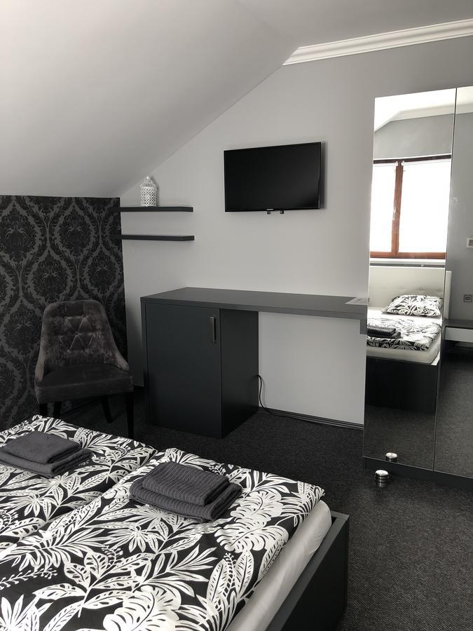 Tardosi Vendeghaz Hotel Miskolc Bagian luar foto