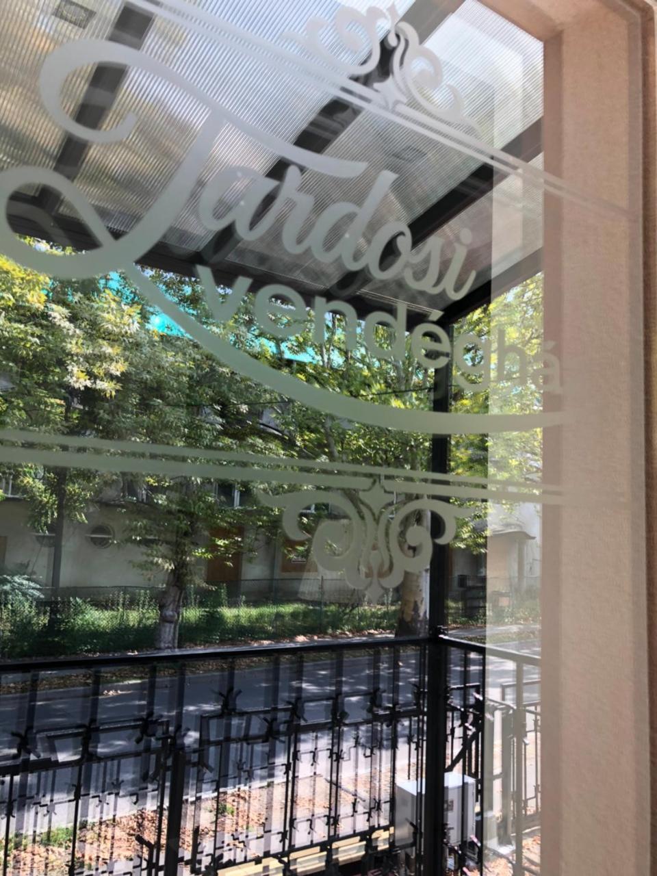 Tardosi Vendeghaz Hotel Miskolc Bagian luar foto